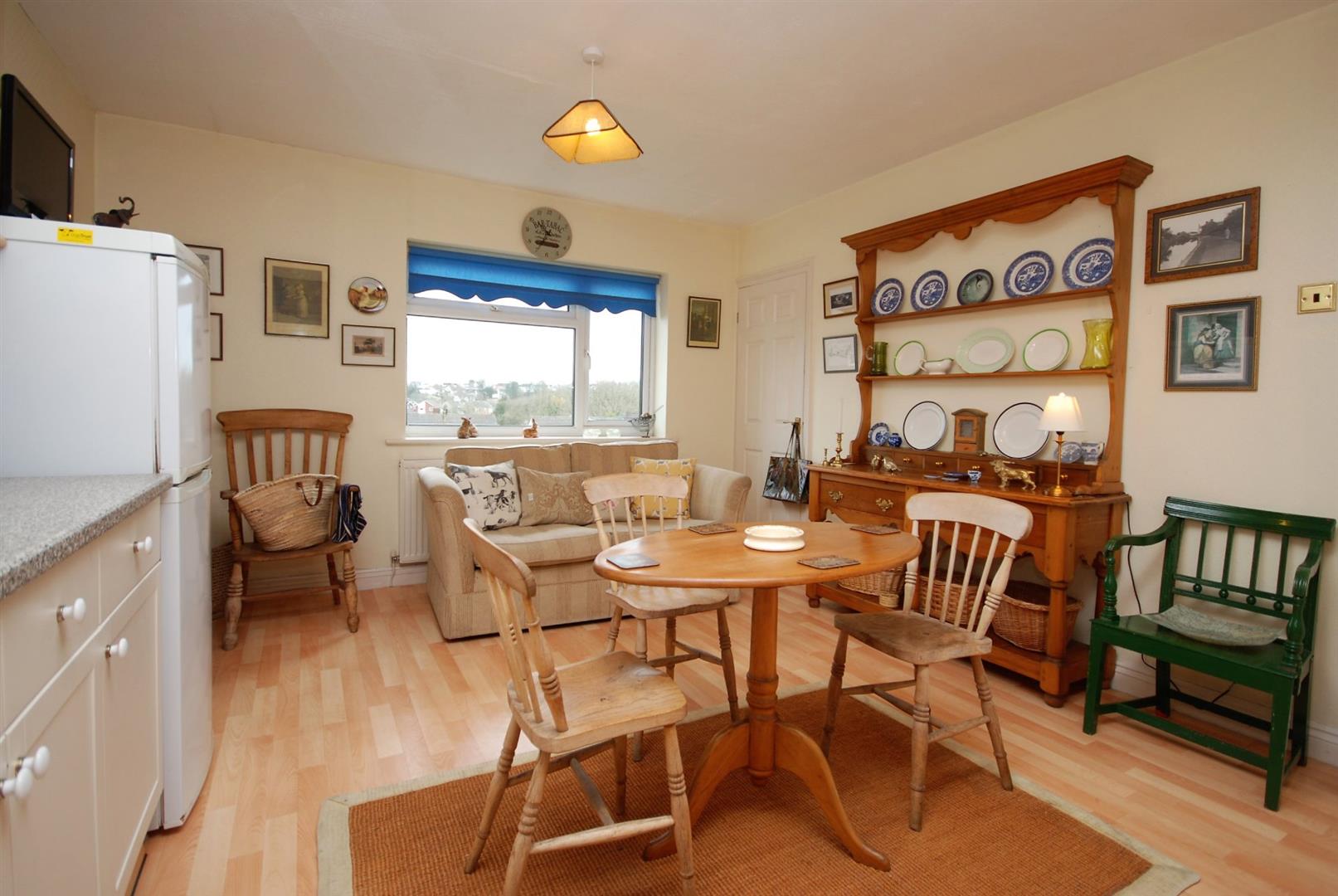 Geraints Way, Cowbridge, Vale of Glamorgan, CF71 7AY